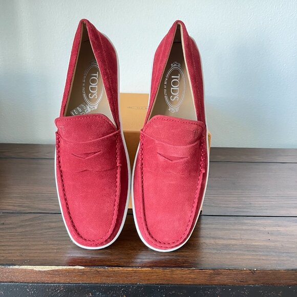 Tod's Men's Red Suede Mocassino Guscio Loafer Shoe. XXM15C0CN30RE0R007 - Picture 8 of 12